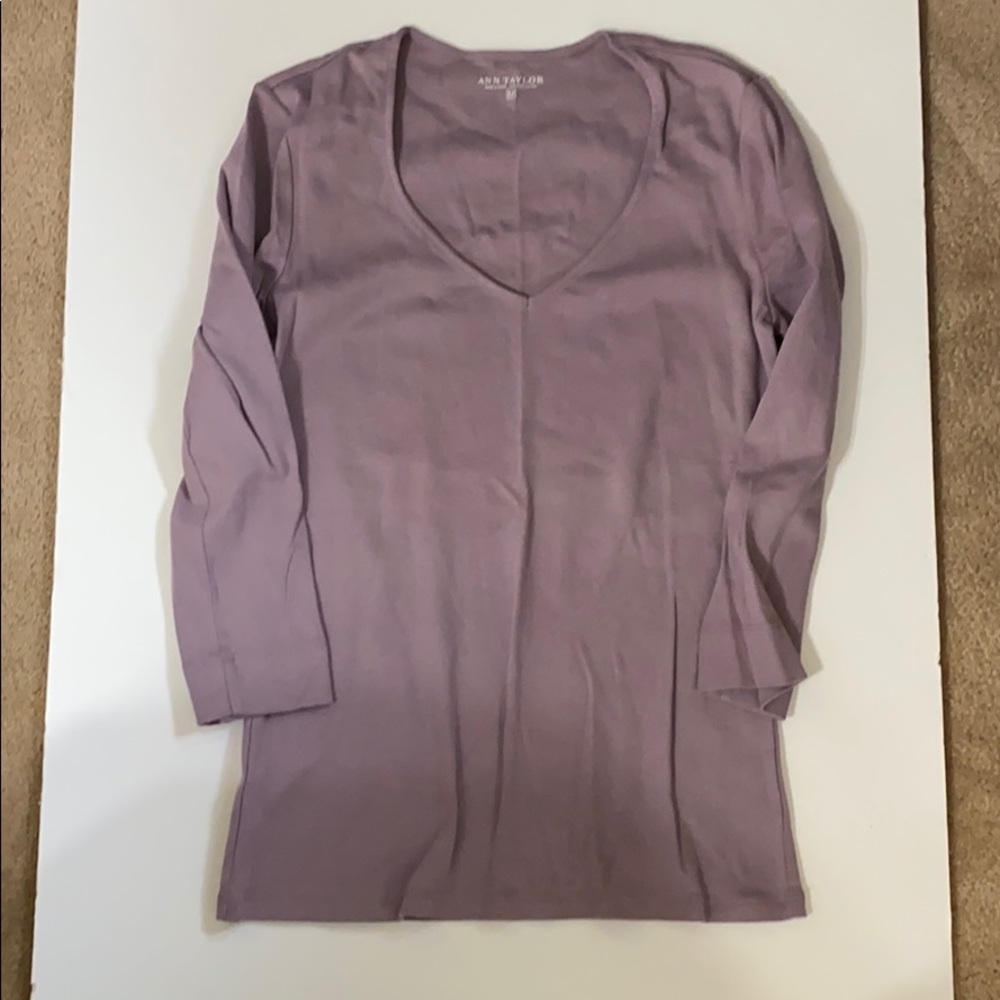 Ann Taylor Lilac tee shirt size M